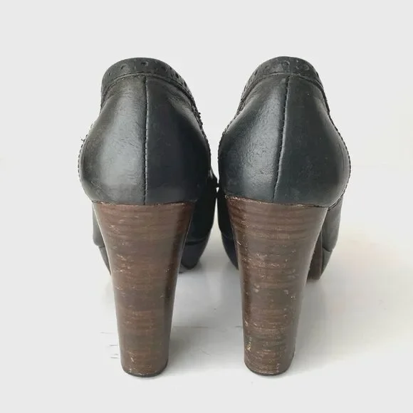 Frye Black Leather High Chunky Heeled Loafers Embossed Logo
sz 8 Academia Preppy - Picture 5 of 12